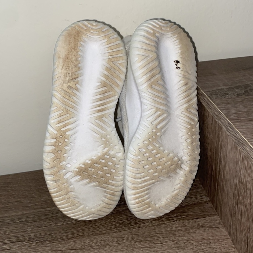 Toddler Adidas - Picture 5 of 5